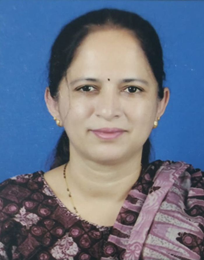 Ruby Lopes - Accountant